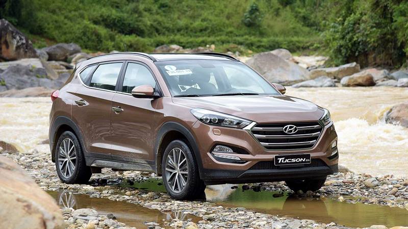                       800 triệu nên mua Hyundai Tucson 2.0L 2018