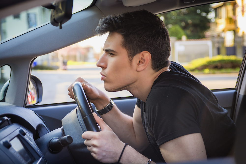 Xe số sàn thường đòi hỏi người tài xế phải tập trung hết sức từ người tài xế