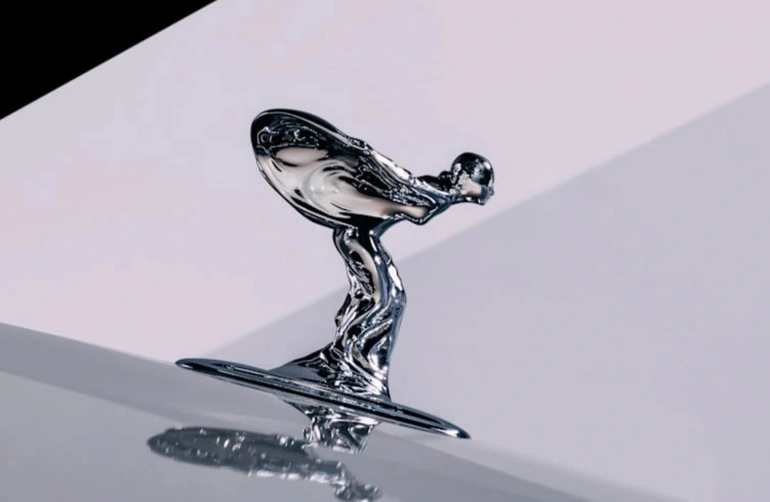                                Lịch sử của biểu tượng xe Rolls Royce